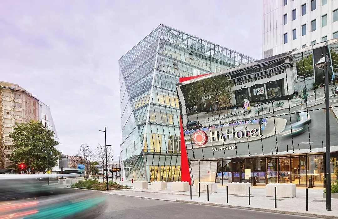 H4 Wyndham Paris Pleyel-1